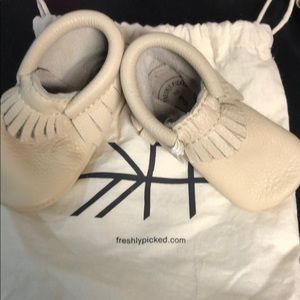 Never worn FP size 3